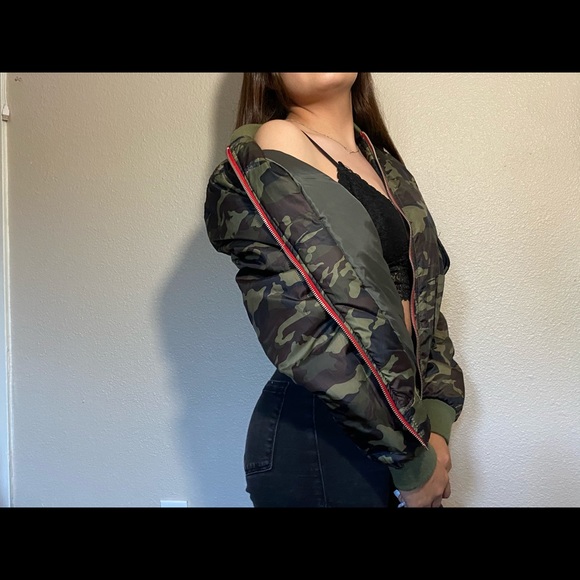 Jacket - Picture 2 of 3